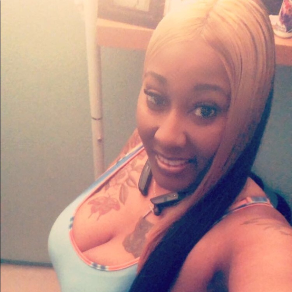 Meet your Posher, Annette